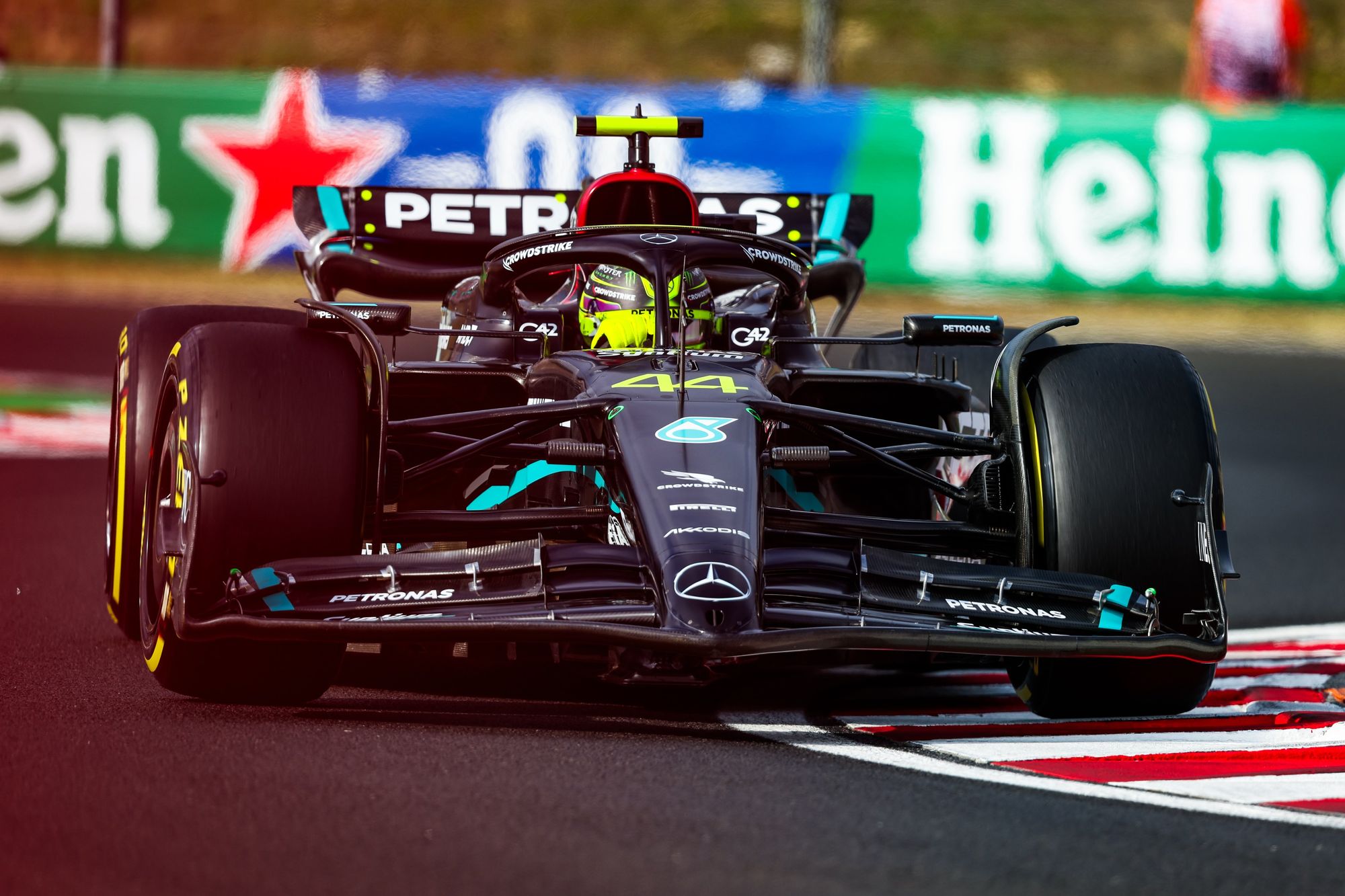 Lewis Hamilton ends drought with 104th pole at Hungarian GP, beating Verstappen